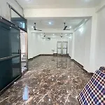 Taaraji Yatri Niwas