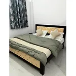 Hotel Krishna Cottage, Ayodhya