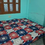 Saket Guest House