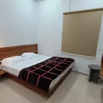 Homlee Ayodhya