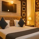 Hotel Rajnandani Palace Ayodhya By Iq Hotels - Near Ram Mandir