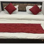 A Premium Hotel Kanha Shiva Homestay - Near Ghagra River - Ayodhya Dham - Best Homestay In Ayodhya