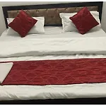 A Premium Hotel Kanha Shiva Homestay - Near Ghagra River - Ayodhya Dham - Best Homestay In Ayodhya