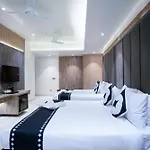 Clubhouse Hotel Ayodhya