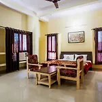 Ramprastha Hotel