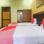 Oyo 29858 Hotel Arvind Palace