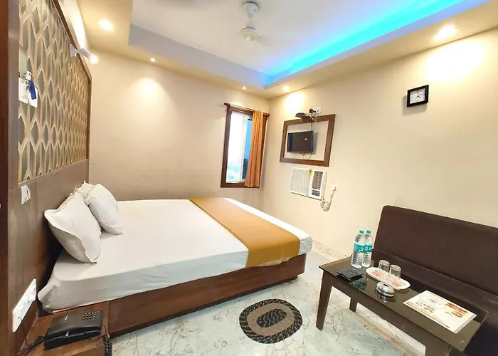 Hotel Shree Siya Raman Near Ram Janam Bhoomi 500M - Excellent Service Recommended