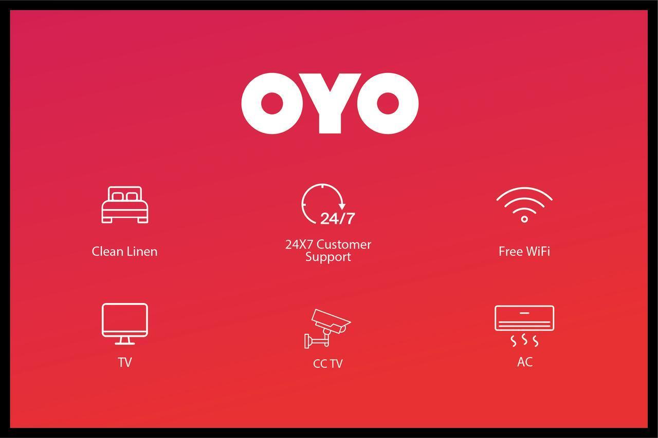 Hotel Oyo 41419 Balaji Palace Ayodhya