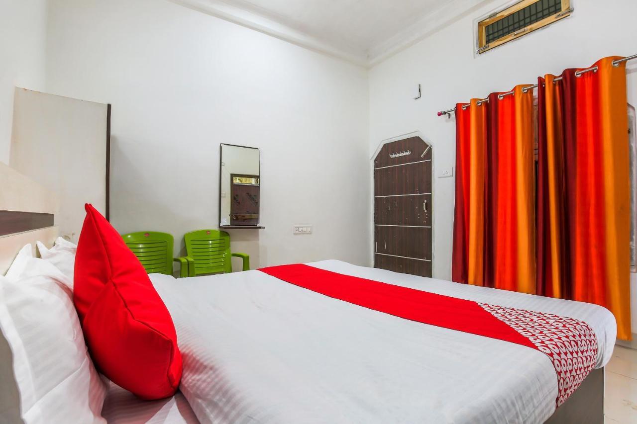Oyo 37103 Maa Vaishno 3* Ayodhya