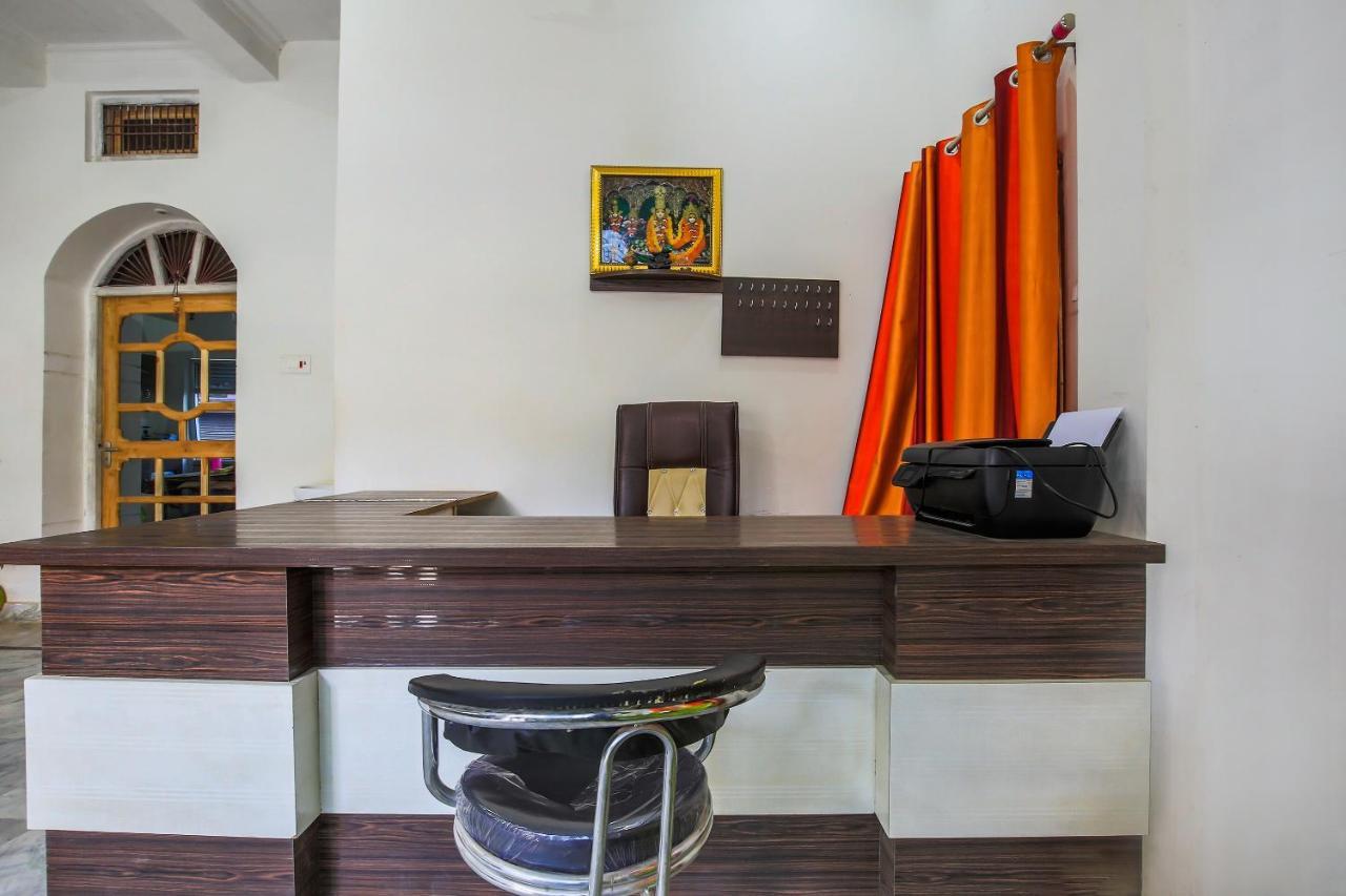Hotel Oyo 37103 Maa Vaishno Ayodhya