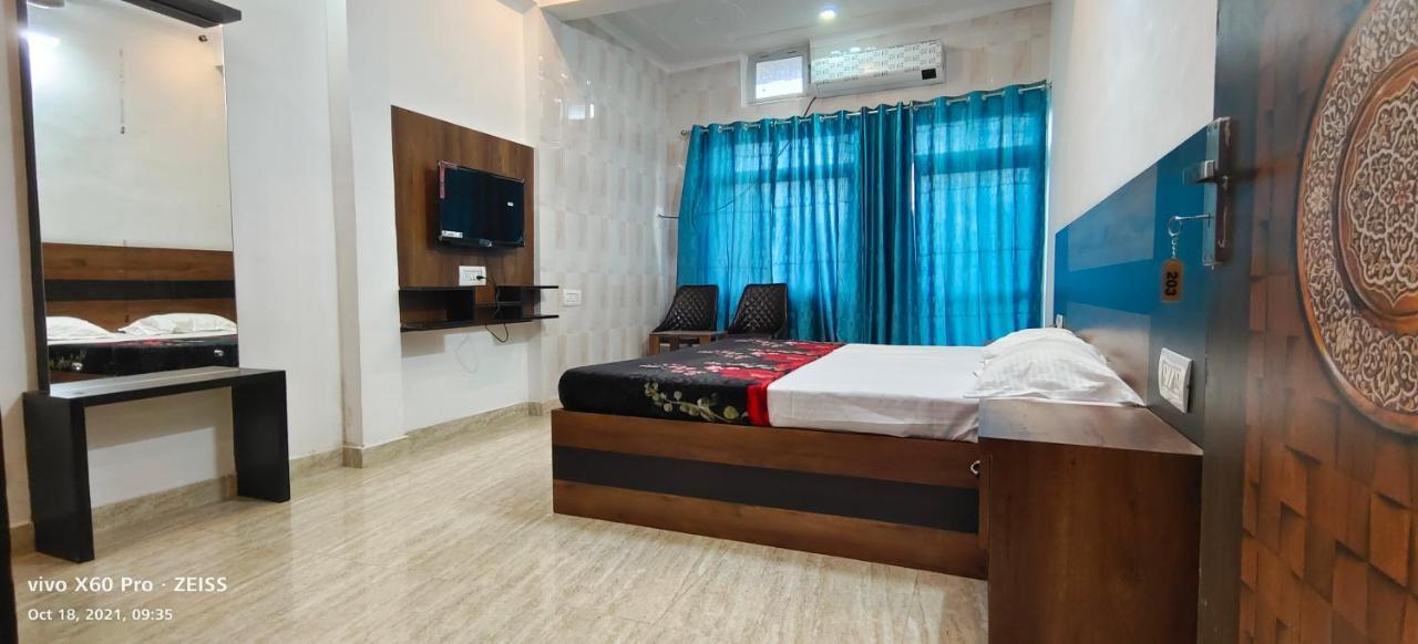 The Nirmala Palace Hotel
