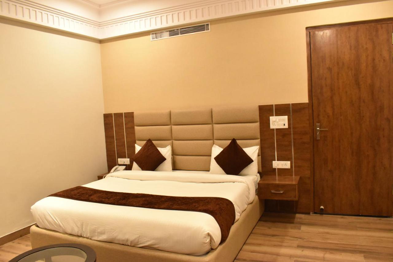 Bedi's Dream Land & Hotel Ayodhya