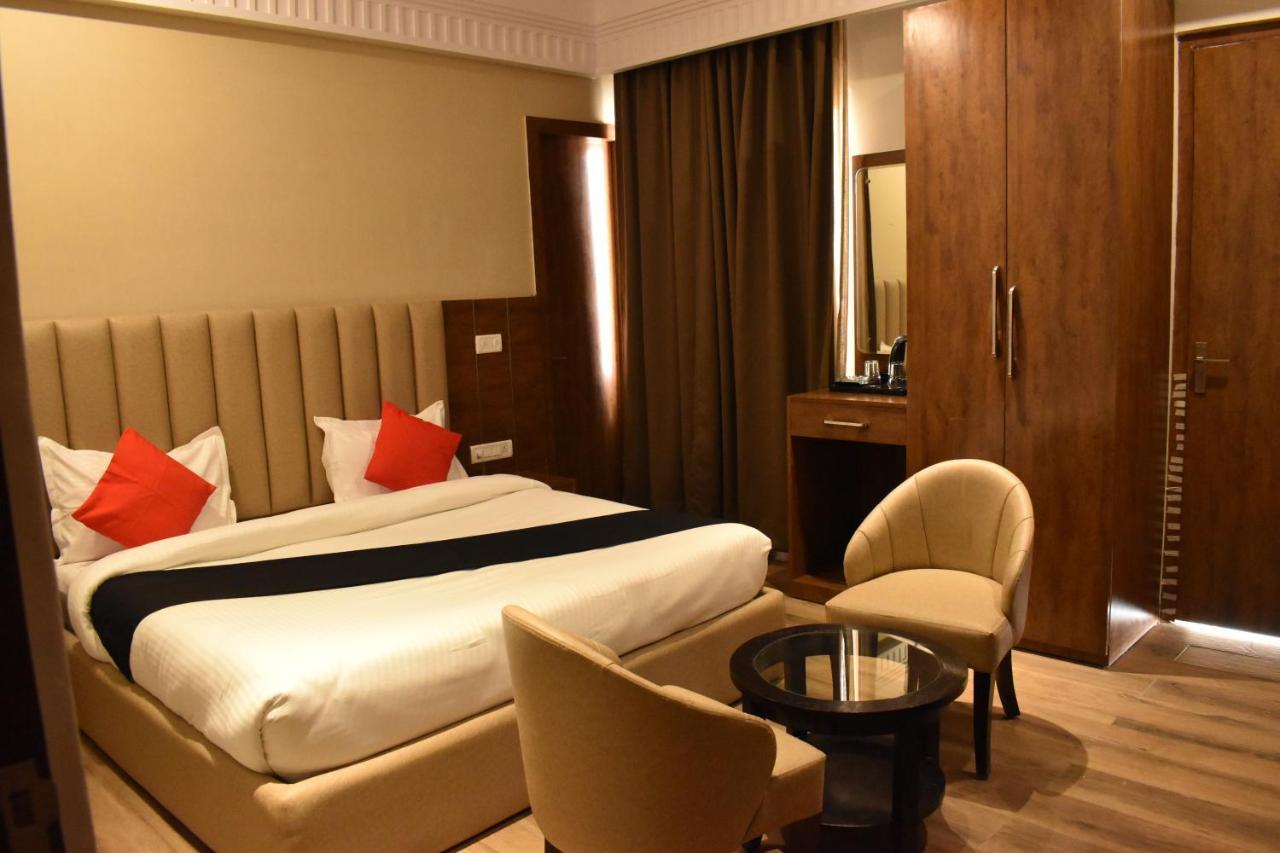 Bedi's Dream Land & Hotel *