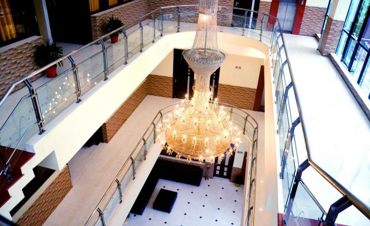 Taraji Hotel 3*