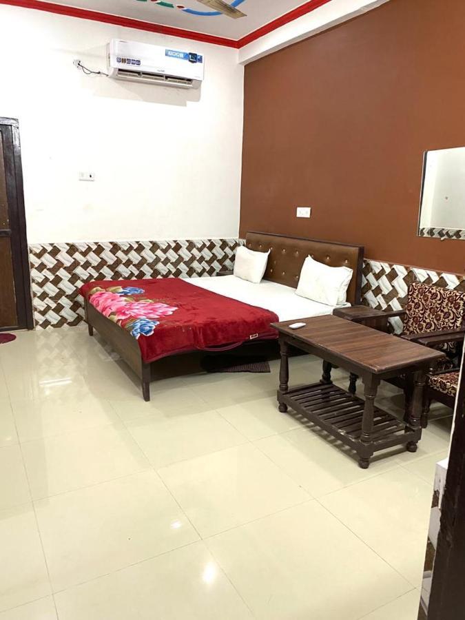 Guest house Jyotish Bhawan *
