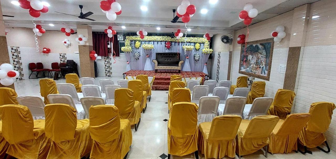 Ap Palace Hotel, Hotel Ayodhya