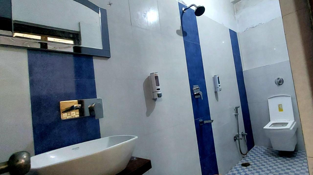 Ap Palace Hotel, Ayodhya