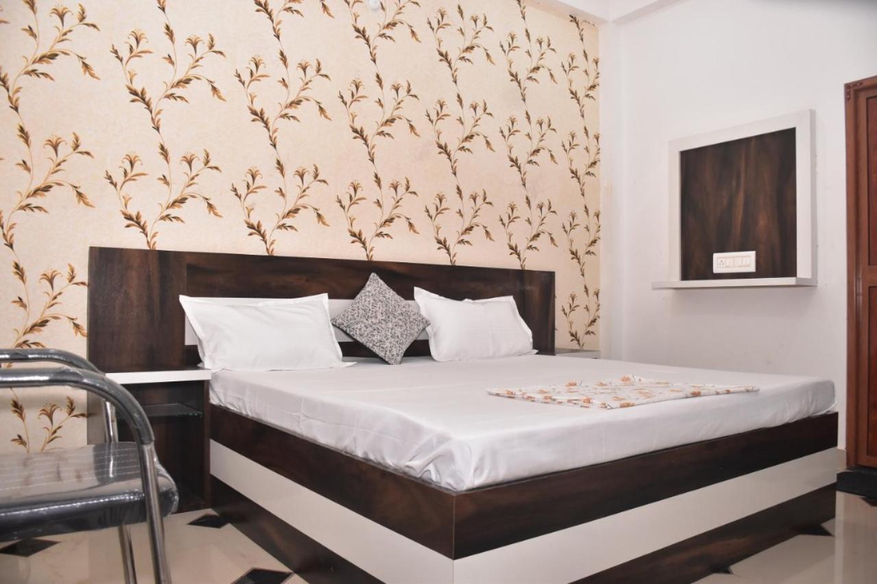 Hotel Shree Gorakhnath *