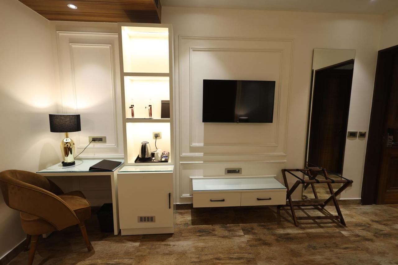 The Ramayana Hotel, 4*