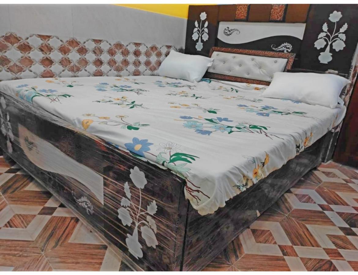Homestay Sahu Rooms, Ayodhya