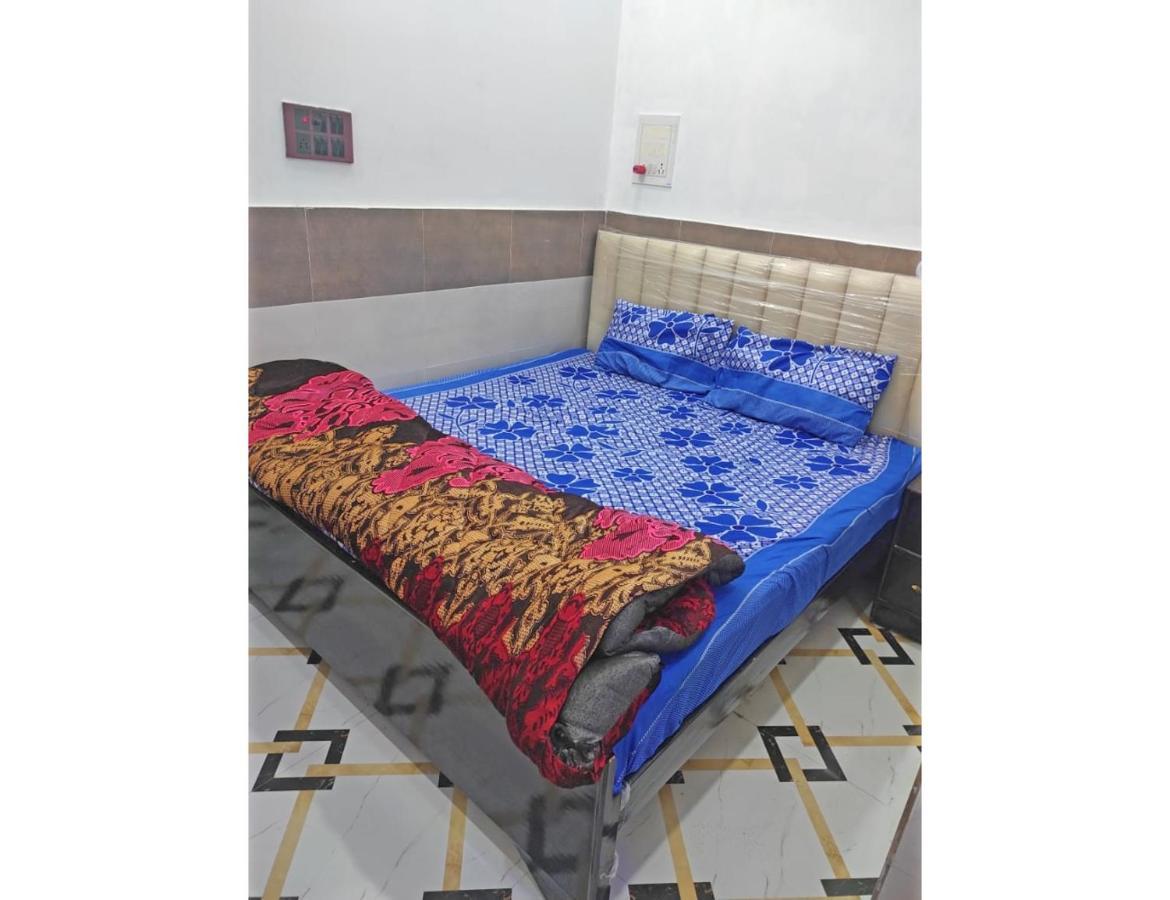 Sahu Rooms, Homestay