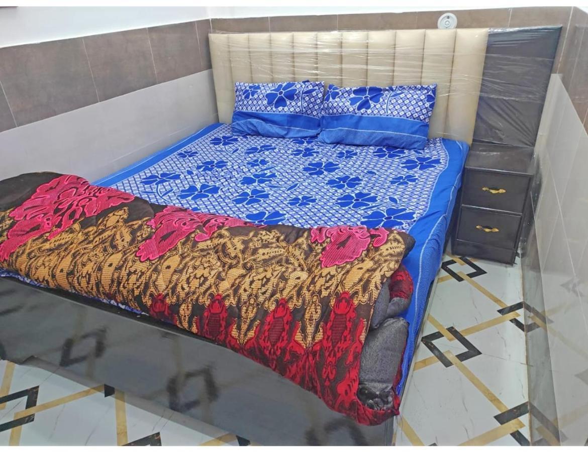 Sahu Rooms, *
