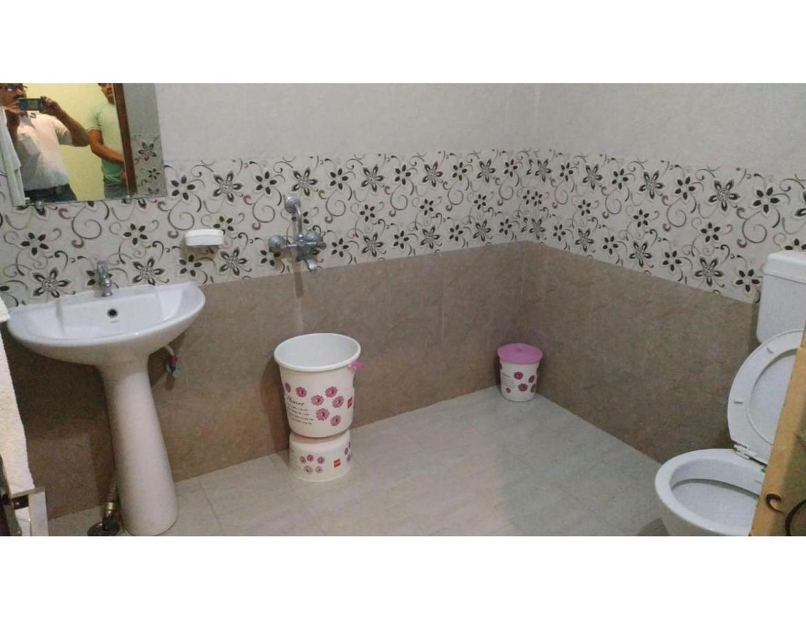 Beena Residency, * Ayodhya