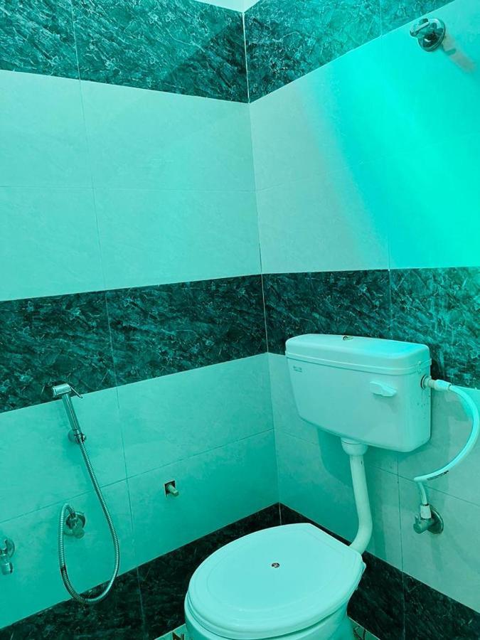 Guest house Ashoka Aashram *