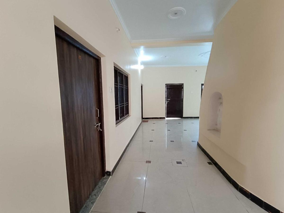 Oyo Chaa Bhaiya Homestay Apartment *