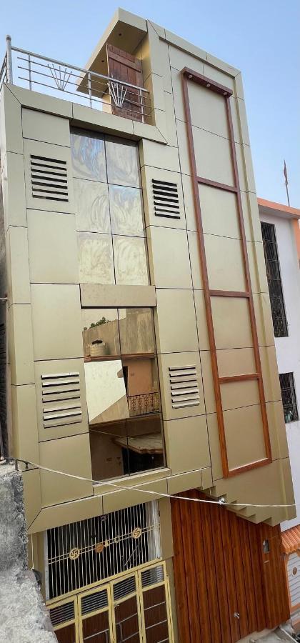 Govind Atithi Grah Guest house *