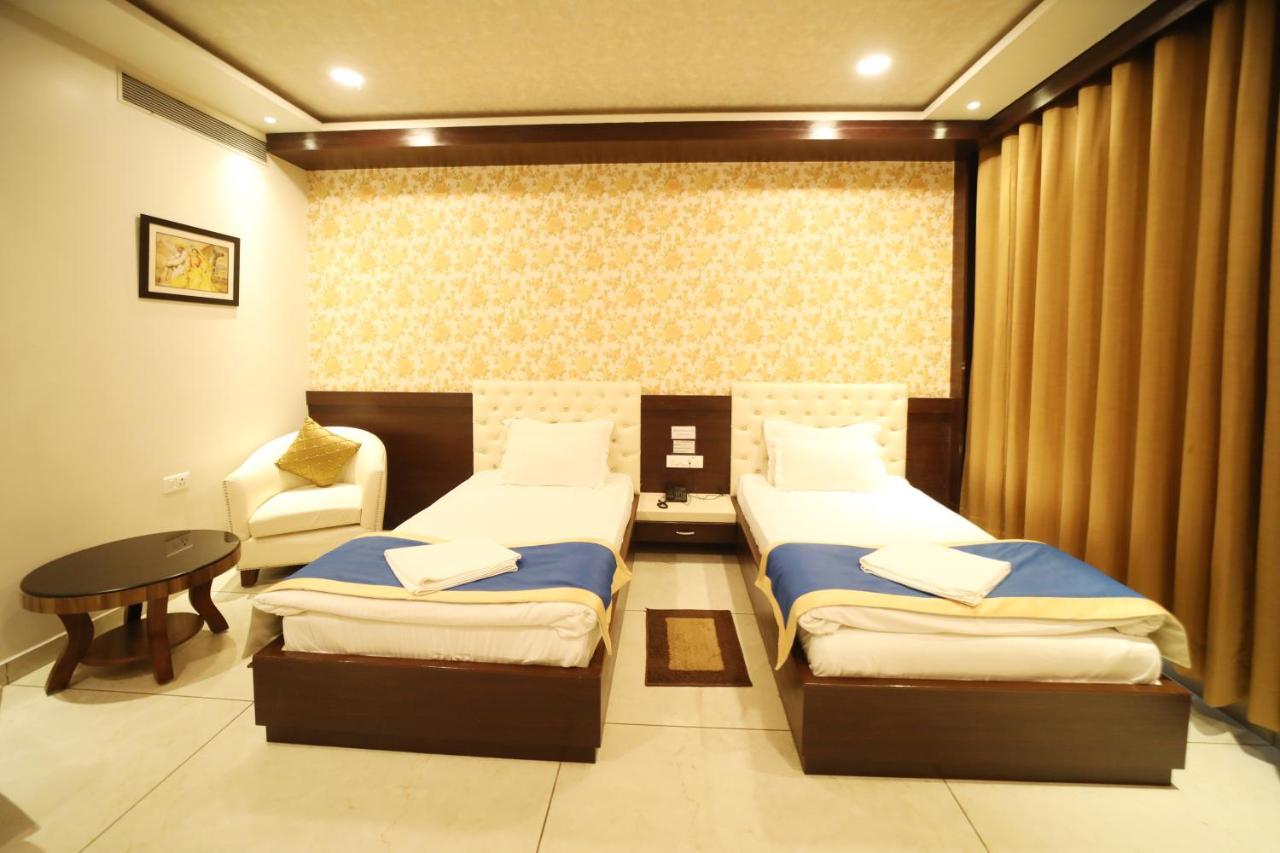 Panchsheel Hotel 3*
