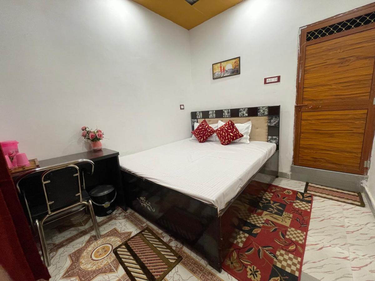 Guest house Govind Atithi Grah *