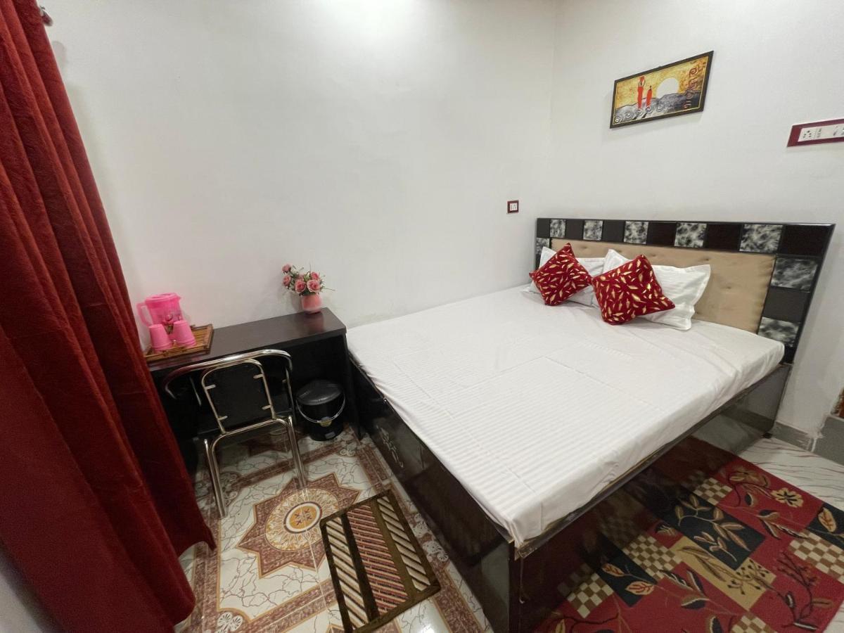 Govind Atithi Grah Guest house *