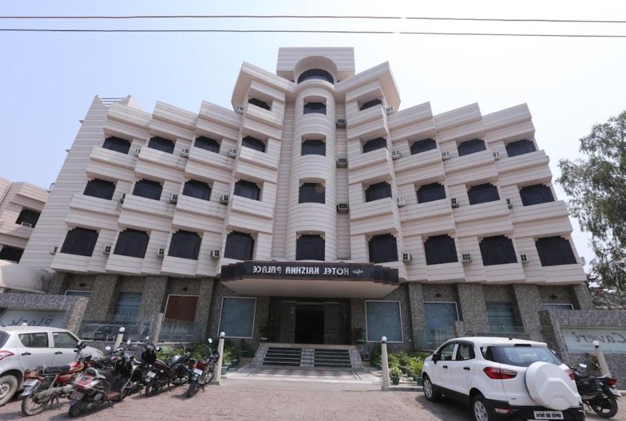 Krishna Palace Hotel Ayodhya
