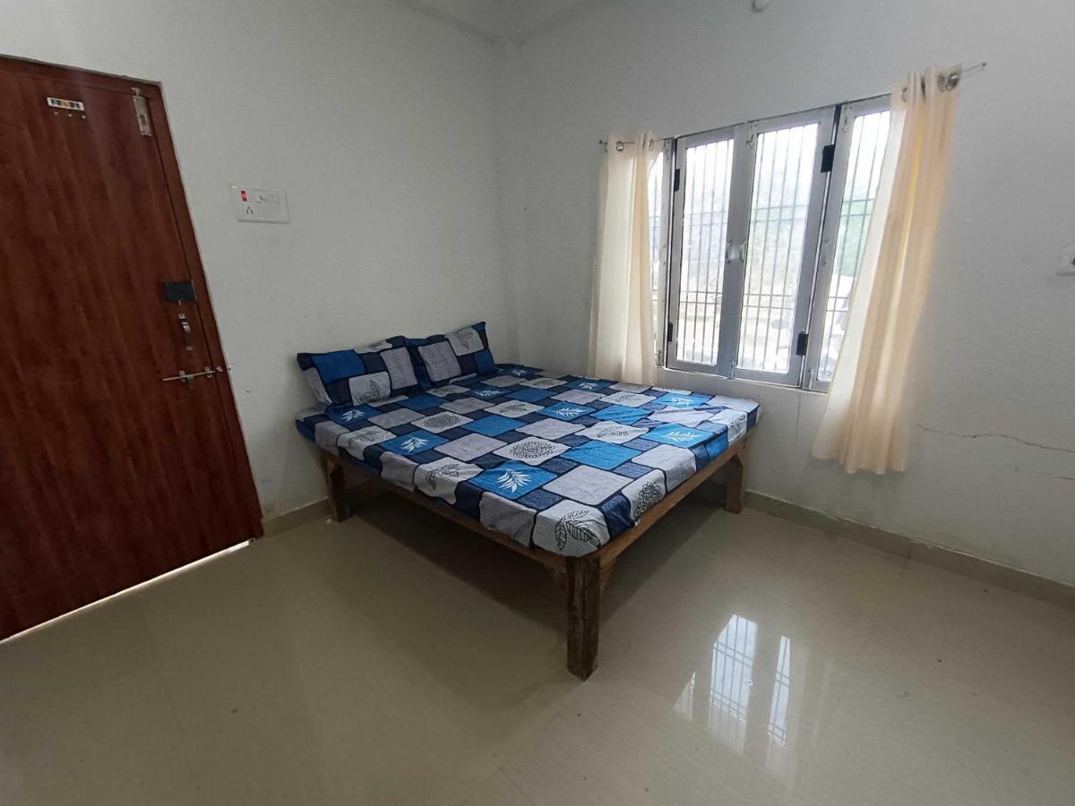 Apartment Oyo R.k Palace