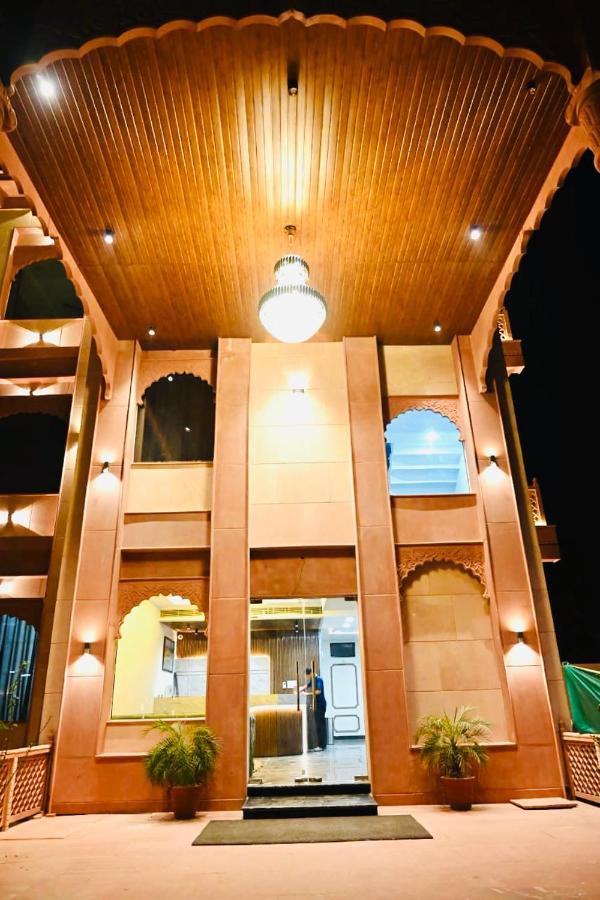 Trimrooms Shubharambh Hotel 3*