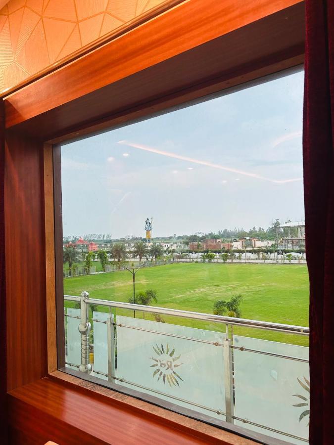 Resort Royal Heritage & Ayodhya