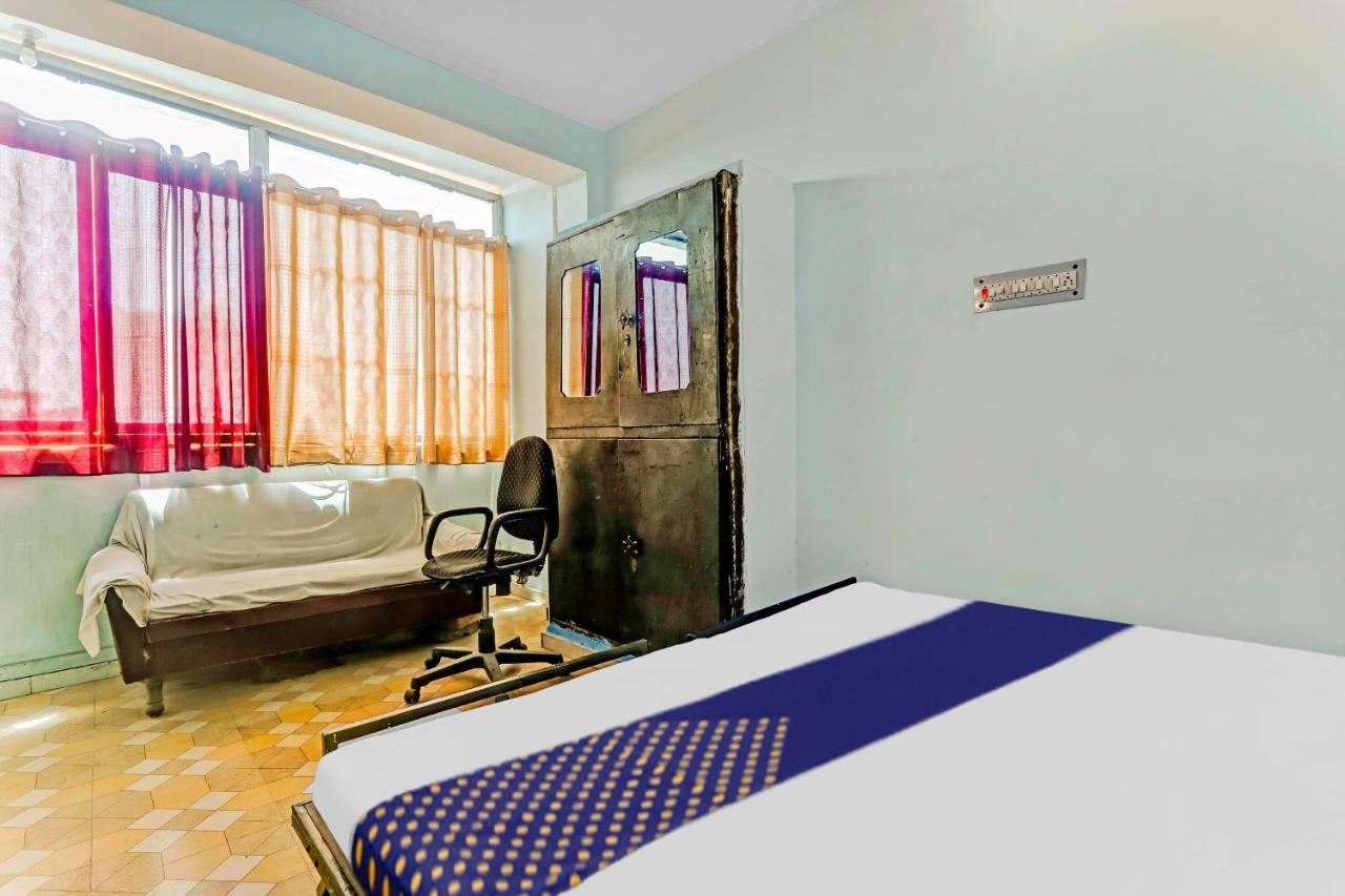 Hotel Spot On 81122 Saket Honest