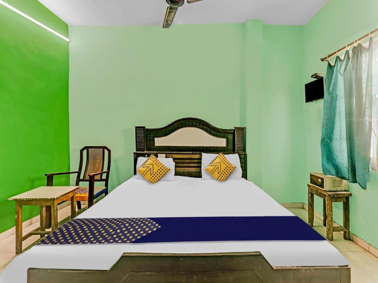 Spot On 81122 Saket Honest Hotel Ayodhya