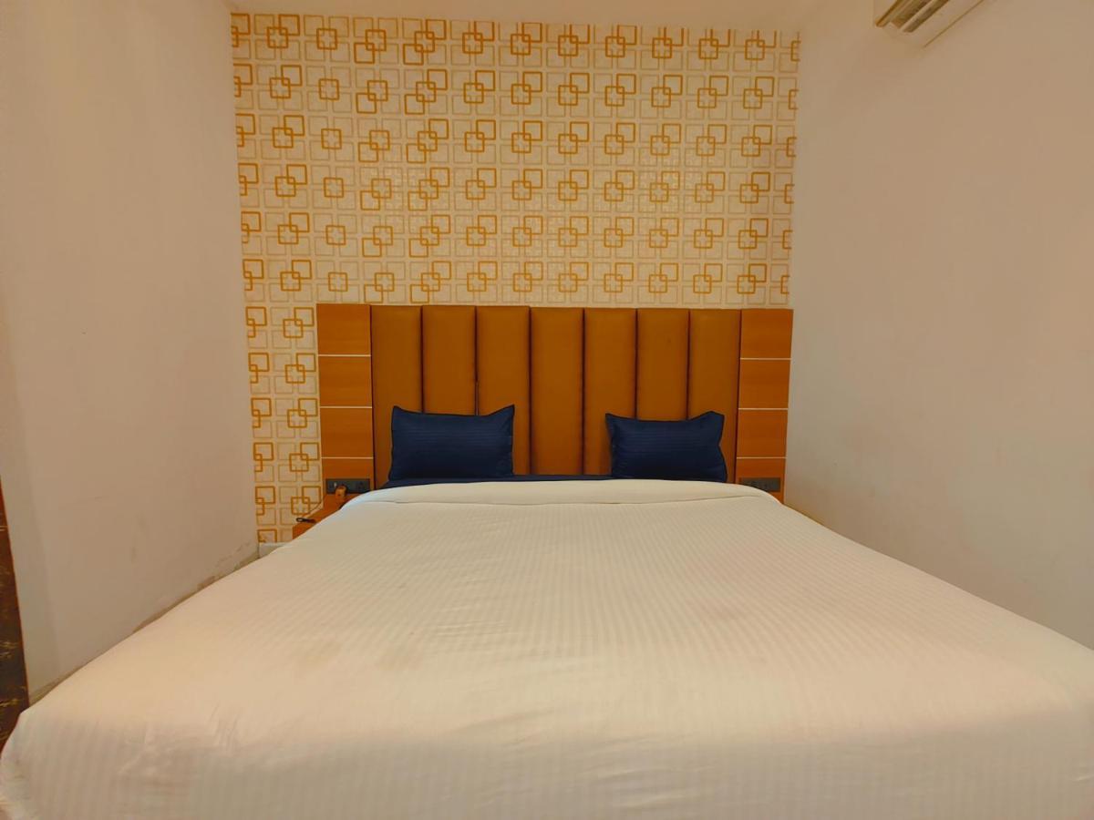 Avadh Sunshine Palace And Ayodhya