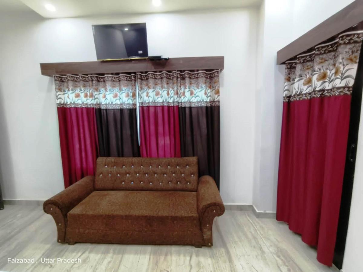 Swastika Homestay *