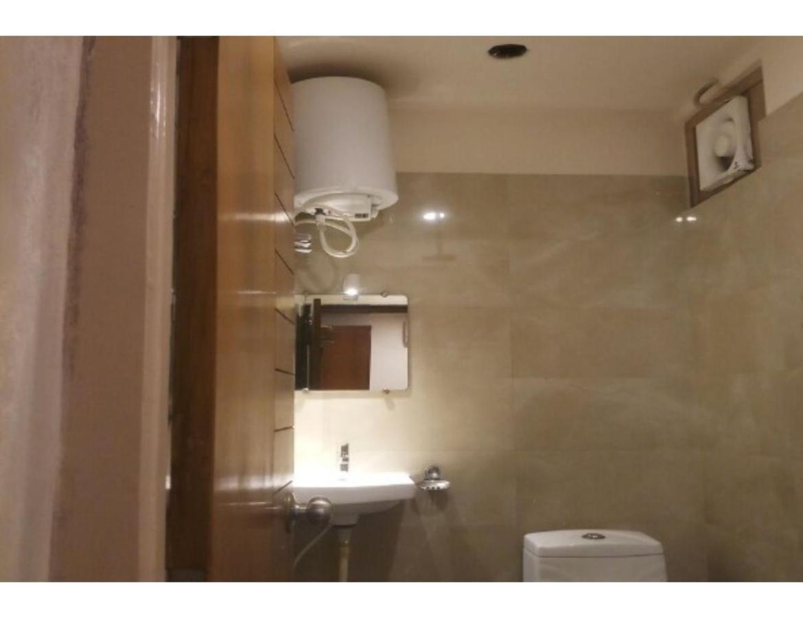 Raghupati, Homestay Ayodhya