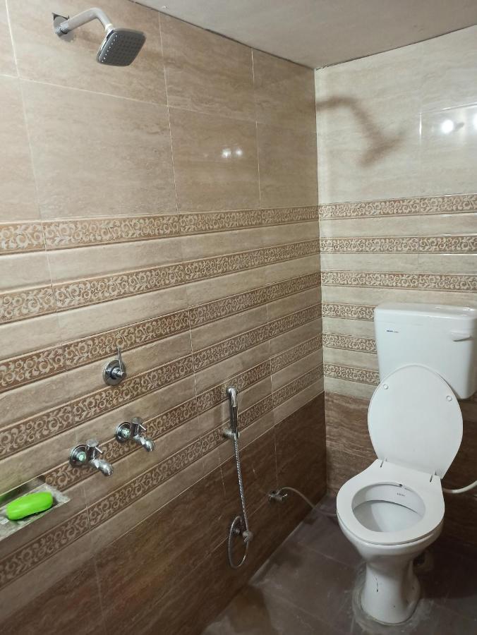 Hari Kripa Sadan Guest house *