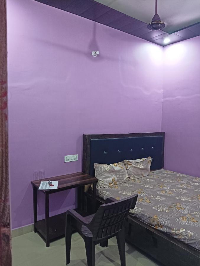Holiday home Krishnanand Palace Ram Mandir 900 Mtr Ayodhya