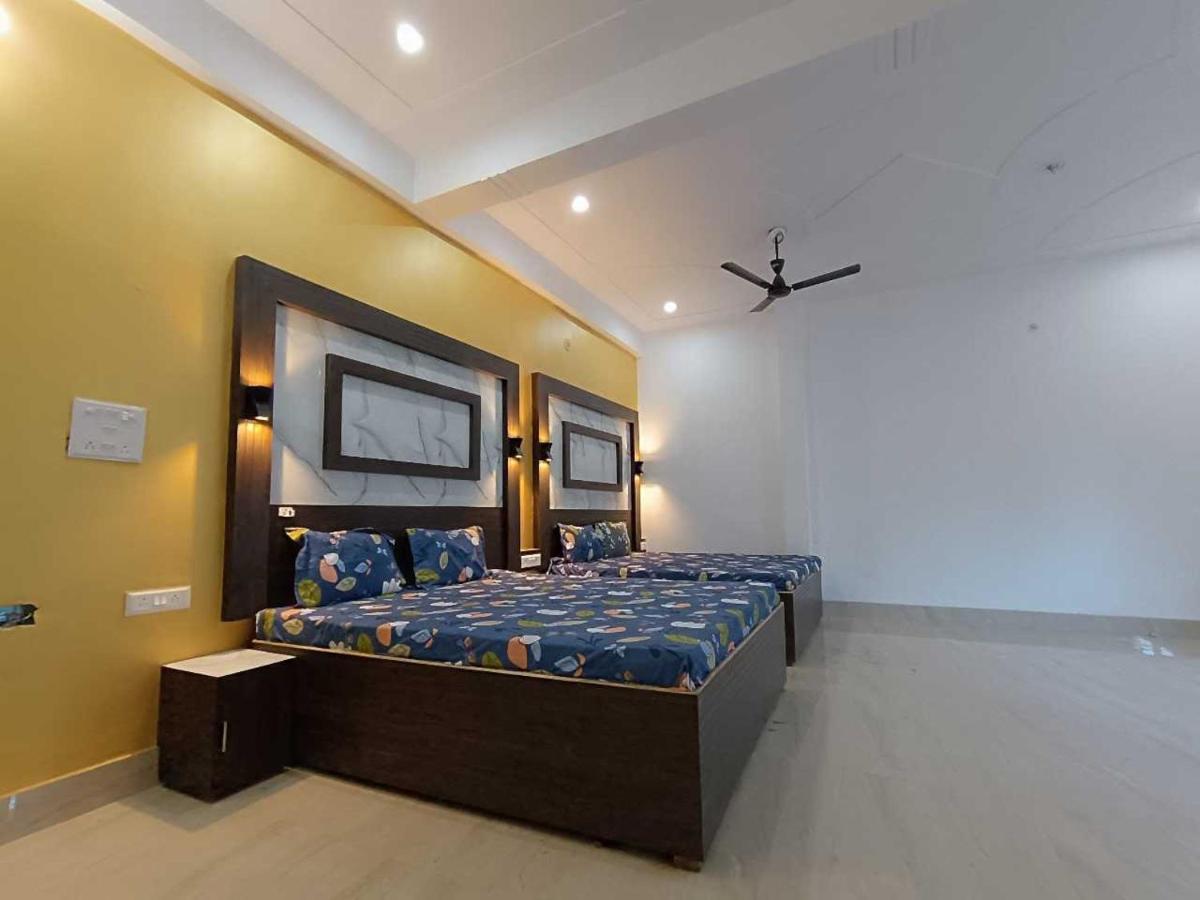 Apartment O Maa Yashodha Palace