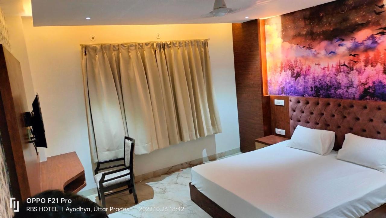 Rbs & Restaurant 5 Mint Walking Distance From Ram Janam Bhumi 4* Ayodhya