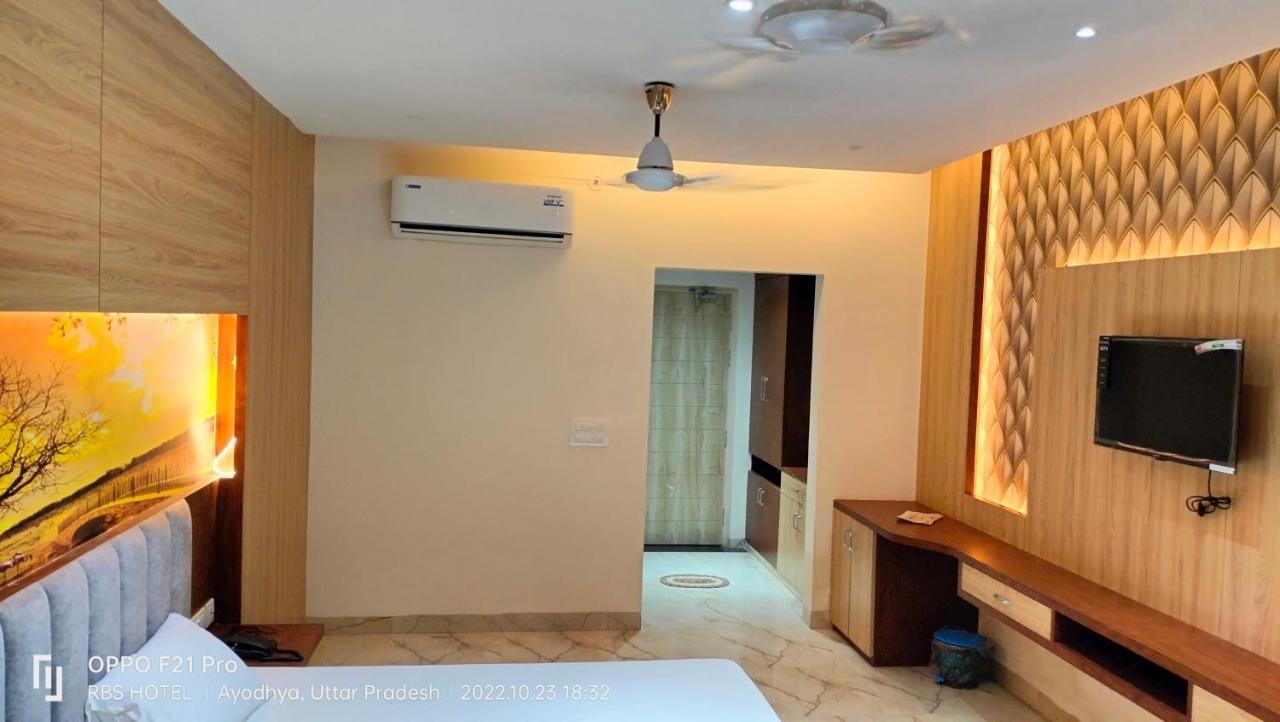Hotel Rbs & Restaurant 5 Mint Walking Distance From Ram Janam Bhumi