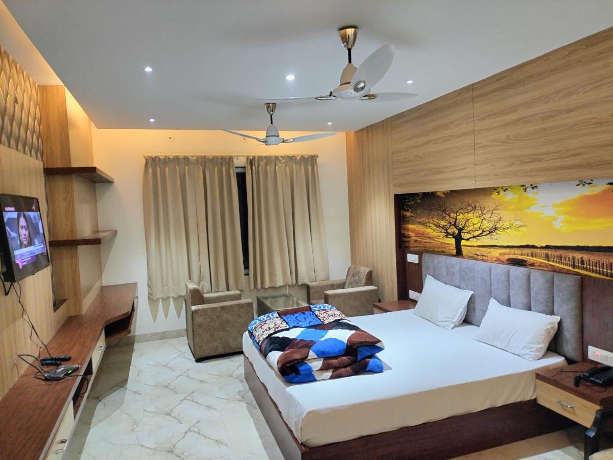 Rbs & Restaurant 5 Mint Walking Distance From Ram Janam Bhumi 4* Ayodhya