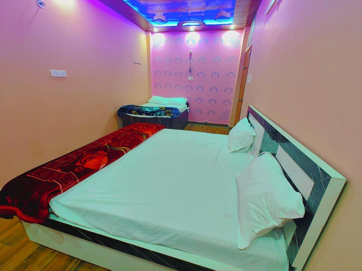 Residency 5 Min Walking From Ram Janmabhoomi Ayodhya