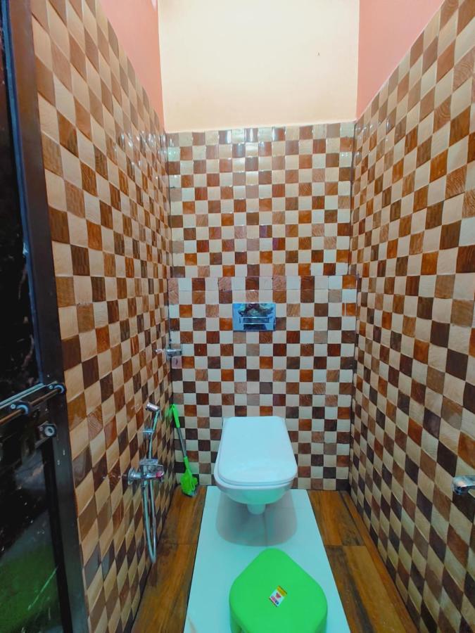 Hotel Residency 5 Min Walking From Ram Janmabhoomi 4*